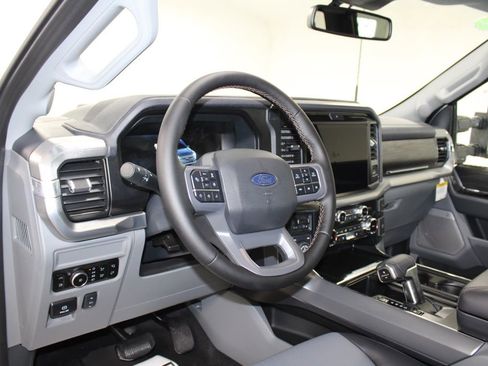 New 2025 Ford F150 Lariat w/ Equipment Group 502A High image 23