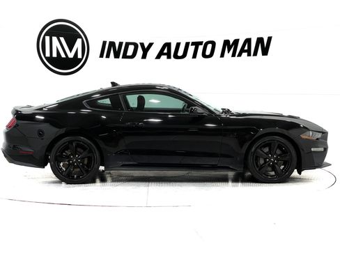 Used 2021 Ford Mustang GT w/ Equipment Group 301A RWD image 3