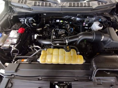 Used 2020 Ford F150 XLT w/ Equipment Group 302A Luxury image 8