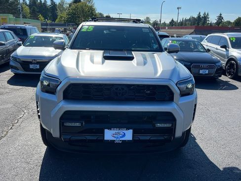 Used 2025 Toyota 4Runner TRD Sport Premium AWD/4WD image 5