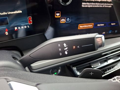 New 2026 Chevrolet Traverse LT w/ LPO, Floor Liner Package image 11