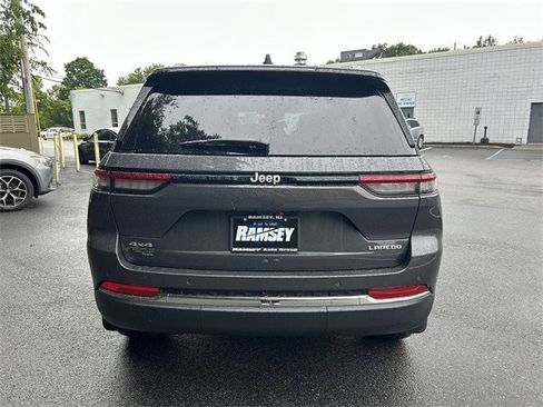 New 2025 Jeep Grand Cherokee Laredo X w/ Luxury Tech Group I image 16