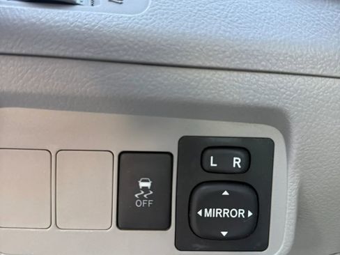 Used 2010 Toyota Corolla S FWD image 23