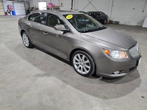 Used 2011 Buick LaCrosse CXS w/ Driver Confidence Package FWD image 17