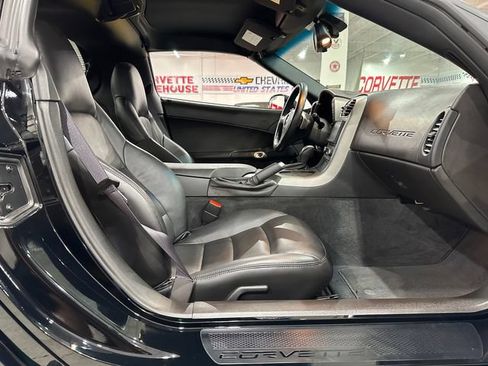 Used 2007 Chevrolet Corvette Coupe RWD image 10