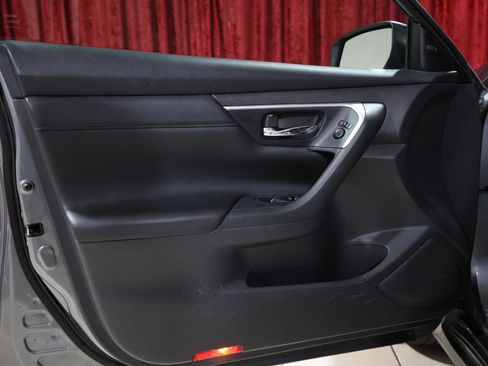 Used 2018 Nissan Altima 2.5 SL image 11