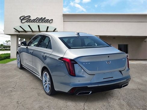 Used 2023 Cadillac CT4 Luxury image 3