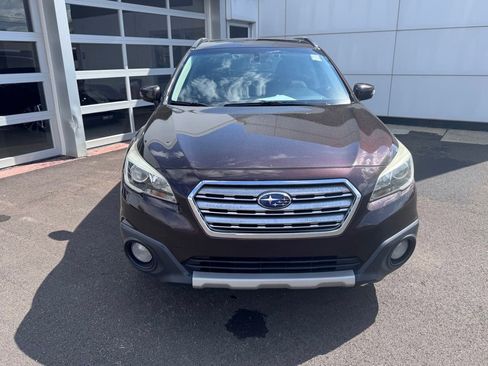Used 2017 Subaru Outback 3.6R Touring w/ Popular Package #5A AWD/4WD image 6