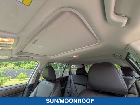 Used 2018 Subaru Outback 2.5i Limited AWD/4WD image 28