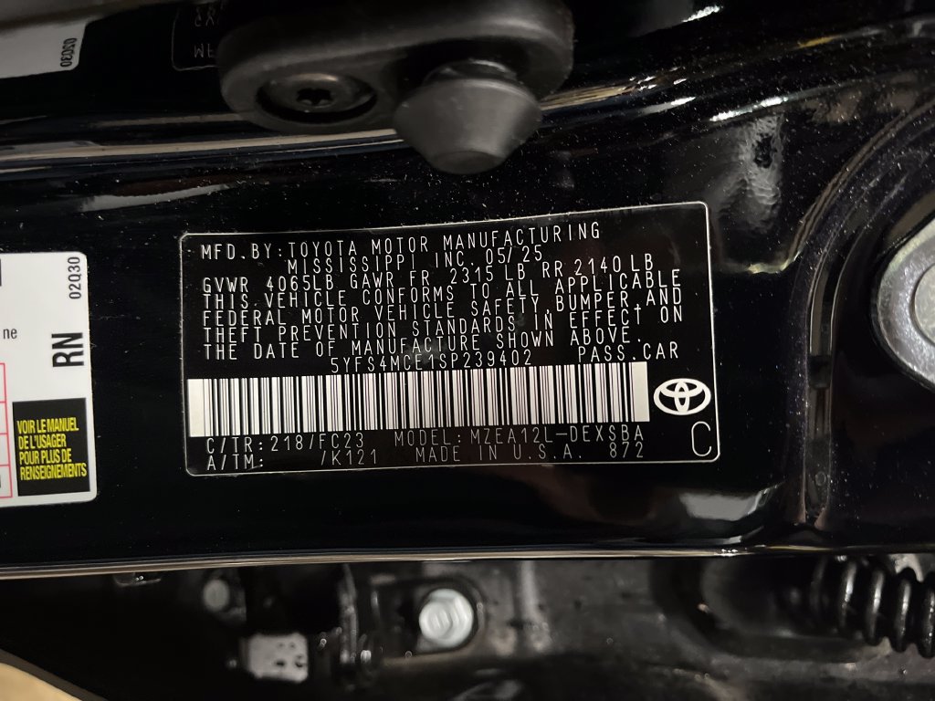 Used 2025 Toyota Corolla SE w/ Convenience Package FWD image 31