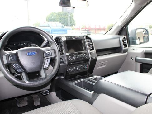 Used 2018 Ford F150 XLT image 13