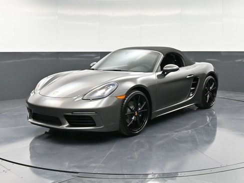 New 2025 Porsche 718 Boxster RWD image 1