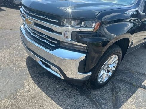 Used 2020 Chevrolet Silverado 1500 LTZ w/ LTZ Premium Package AWD/4WD image 9
