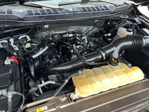 Used 2020 Ford F150 XL w/ Equipment Group 101A Mid AWD/4WD image 26