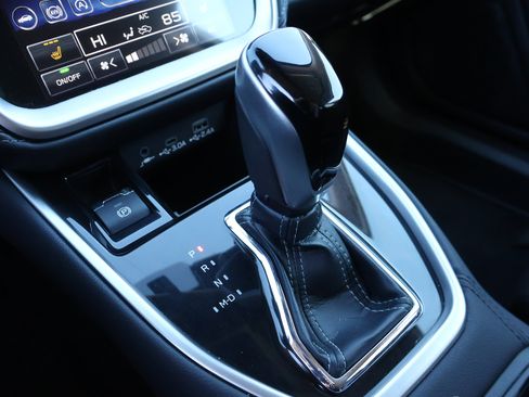 Used 2024 Subaru Outback Premium image 18