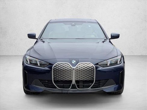 New 2026 BMW i4 xDrive40i image 6
