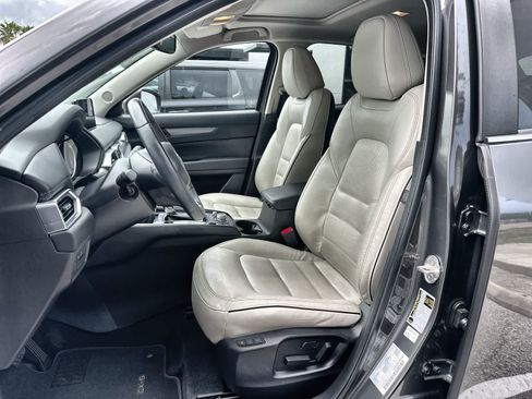 Used 2024 MAZDA CX-5 AWD 2.5 S w/ Preferred Package image 3