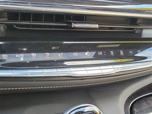 Used 2023 Cadillac Escalade Premium Luxury w/ LPO, Radiant Package image 31