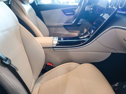 Certified 2024 Mercedes-Benz C 300 Sedan image 17