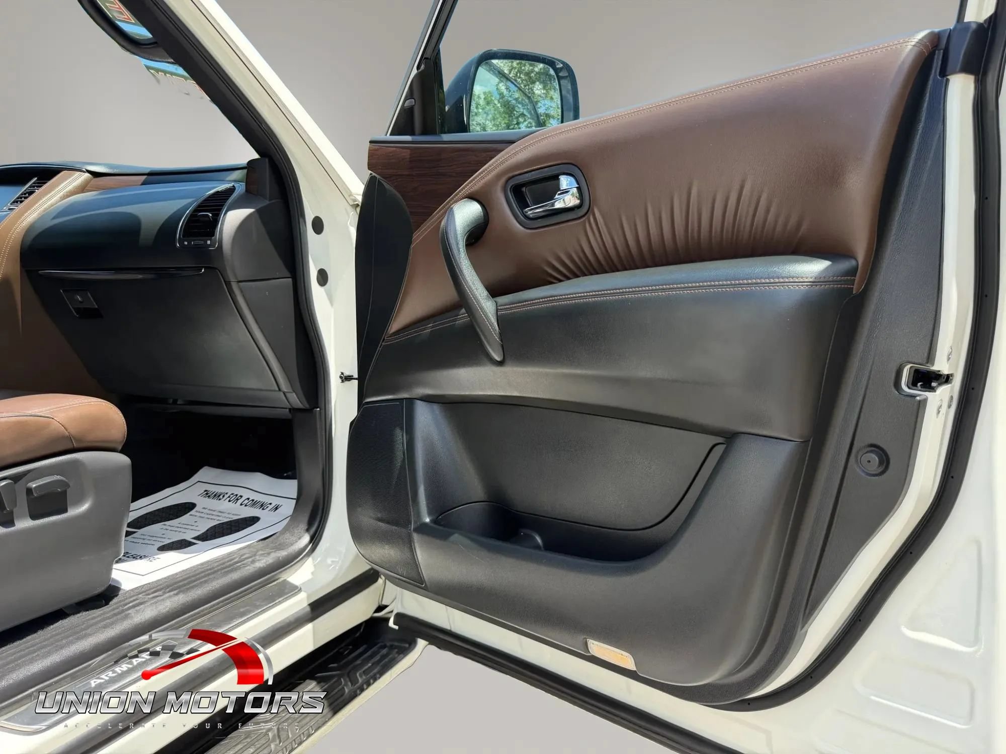 Used 2020 Nissan Armada Platinum w/ Platinum Reserve Package RWD image 22
