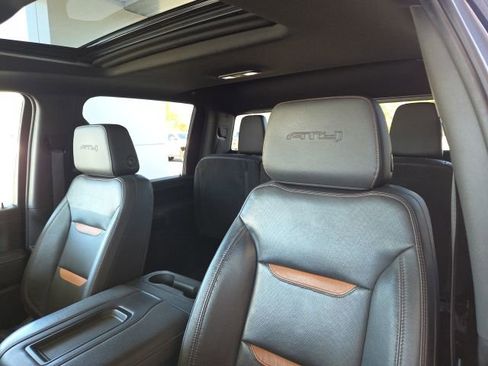 Used 2021 GMC Sierra 2500 AT4 w/ AT4 Premium Plus Package image 27