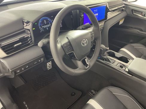 New 2026 Toyota Camry SE image 12
