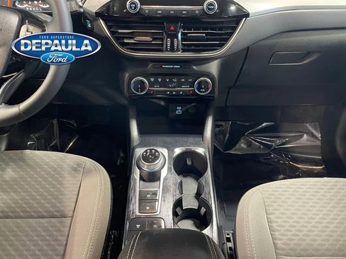 Used 2022 Ford Escape SE w/ SE Sport Appearance Package image 14