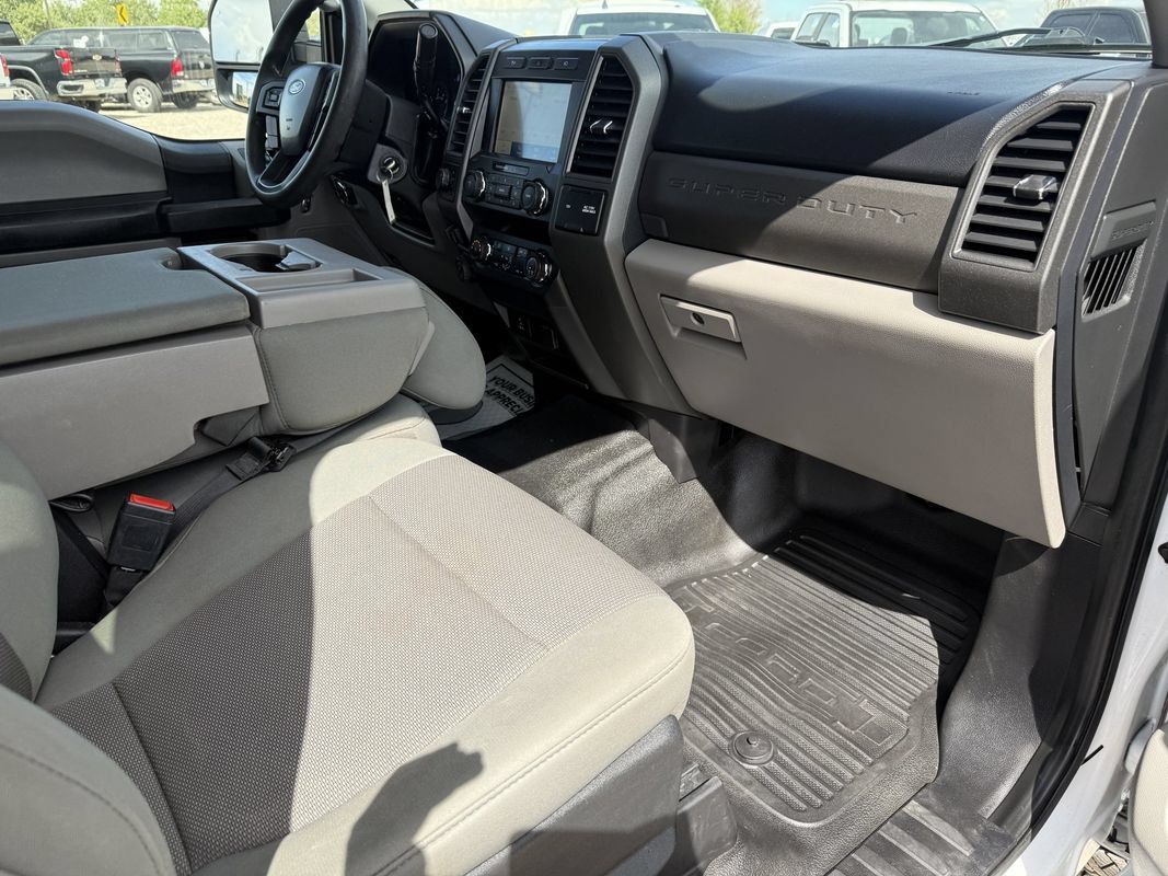 Used 2020 Ford F250 XL w/ STX Appearance Package AWD/4WD image 15