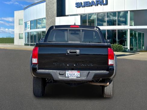 Used 2017 Toyota Tacoma SR w/ SR Convenience Package image 7