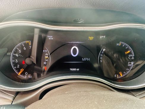 Used 2014 Jeep Grand Cherokee Overland w/ Advanced Technology Group image 20