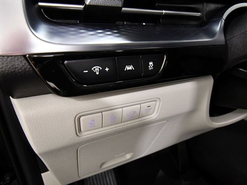 Certified 2024 Kia Carnival SX Prestige FWD image 20