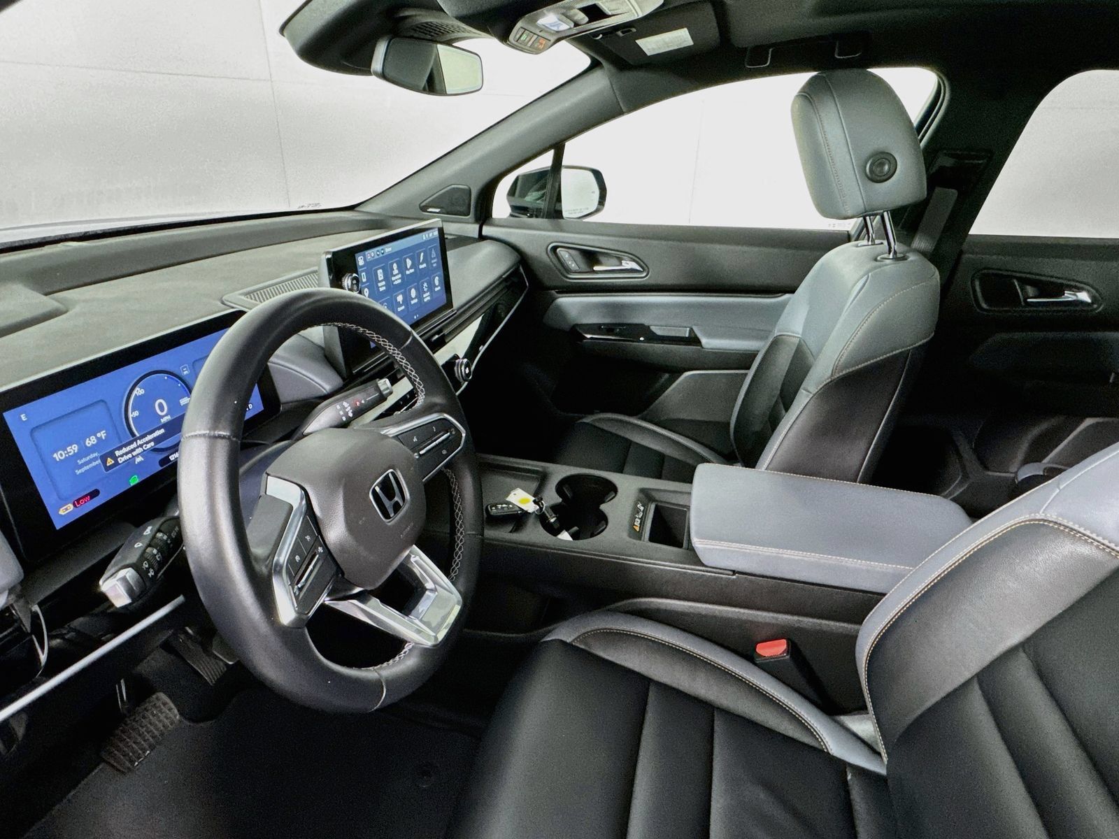 Used 2024 Honda Prologue Touring image 11