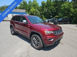 Used 2017 Jeep Grand Cherokee Limited AWD/4WD video 1