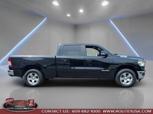 Used 2022 RAM 1500 Big Horn AWD/4WD image 2