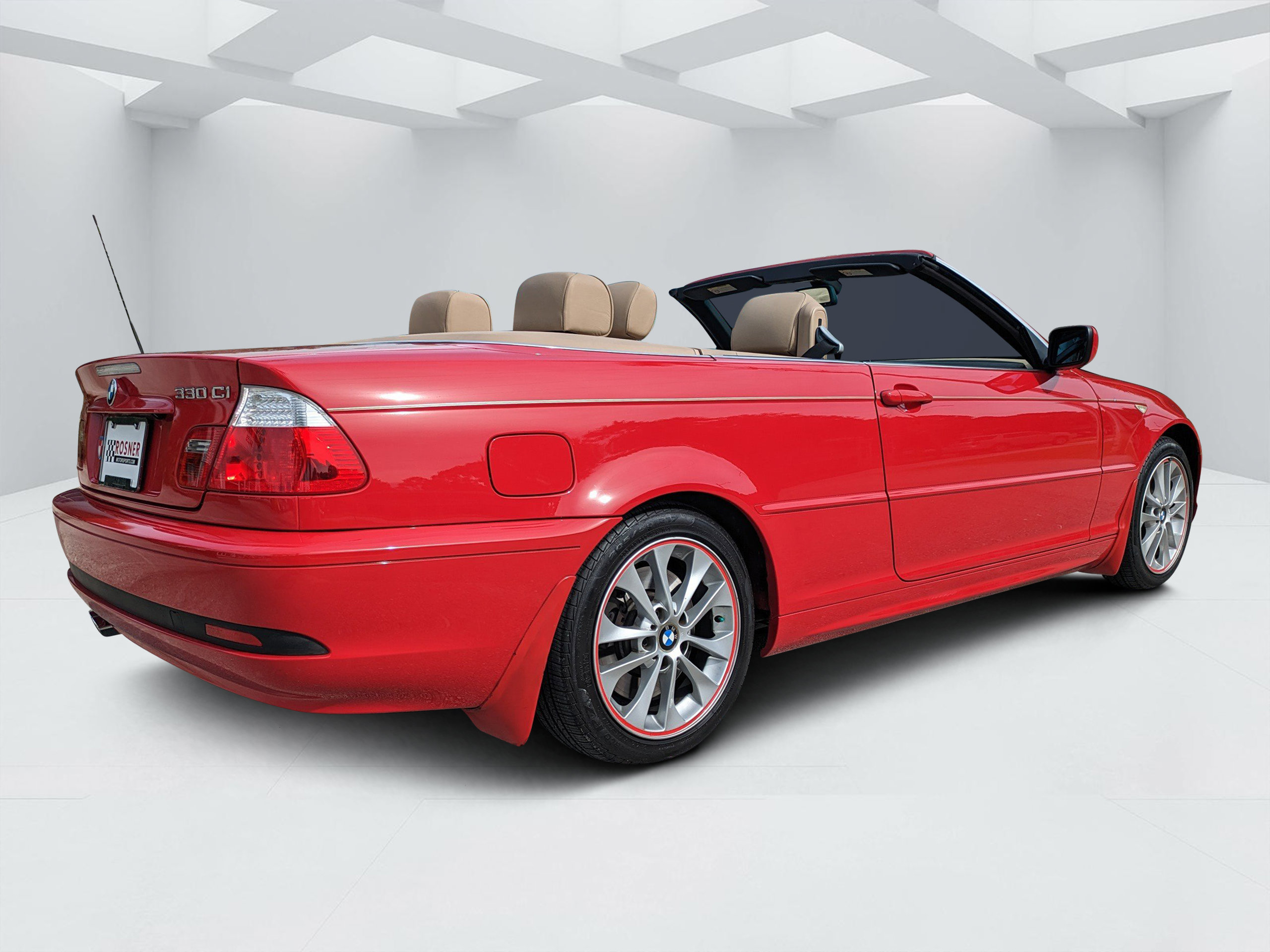 Used 2005 BMW 330Ci Convertible RWD image 3