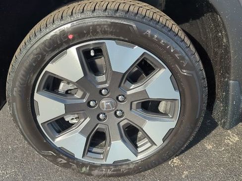 New 2026 Honda Pilot Elite image 3