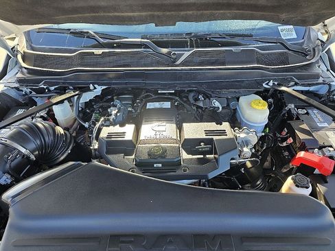 Used 2023 RAM 2500 Big Horn w/ Level 1 Equipment Group image 10