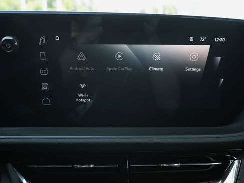 Used 2024 Buick Envista Sport Touring w/ Convenience I Package image 12