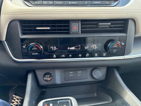Certified 2024 Nissan Rogue SV w/ SV Premium Package AWD/4WD image 23
