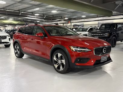 Certified 2024 Volvo V60 B5 Cross Country Plus