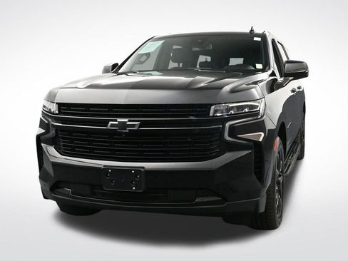 Used 2023 Chevrolet Suburban RST w/ Luxury Package AWD/4WD image 8