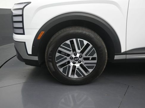 Used 2026 Hyundai Palisade SEL Premium FWD image 9