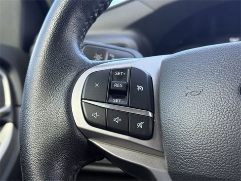 Used 2021 Ford Explorer XLT image 22