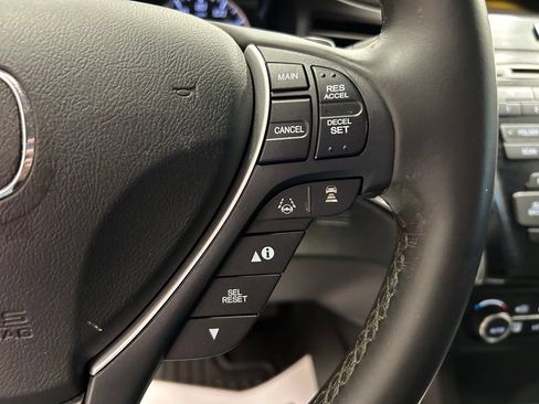 Used 2019 Acura ILX FWD image 11