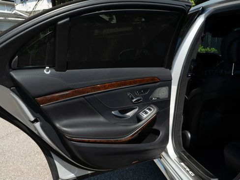 Used 2014 Mercedes-Benz S 63 AMG 4MATIC Sedan image 66