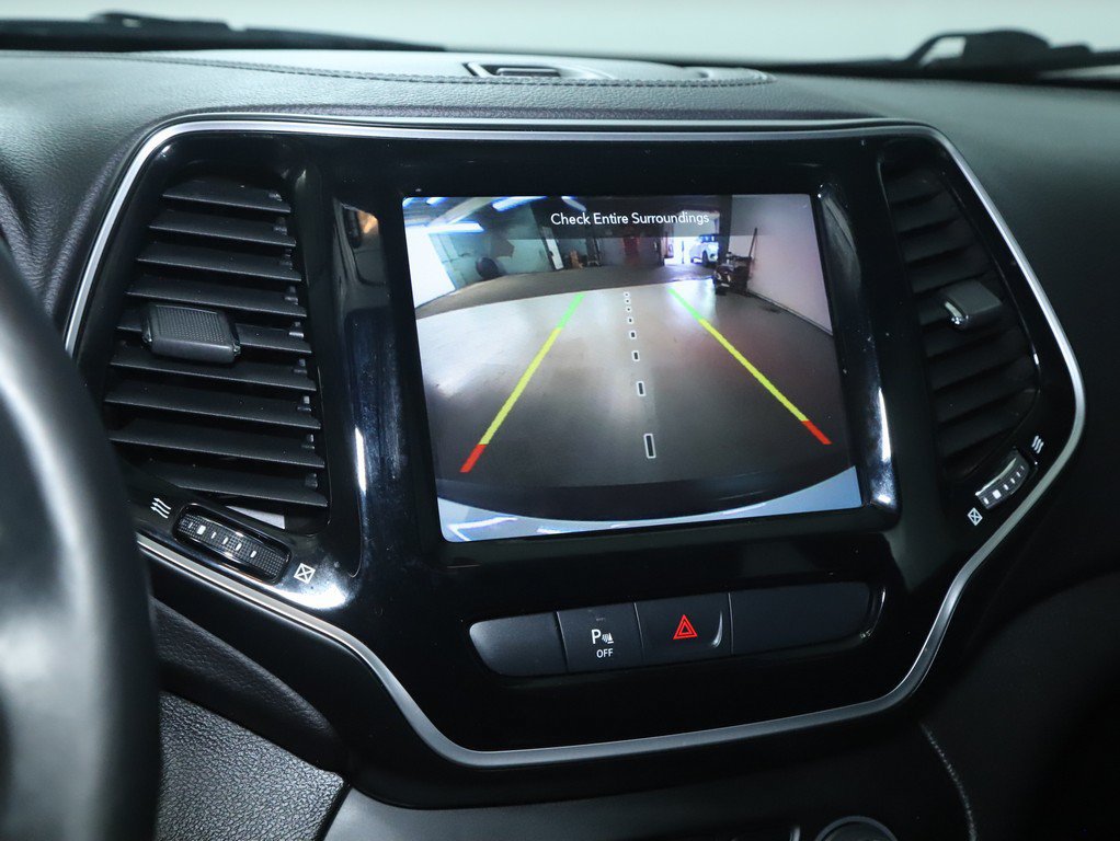 Used 2019 Jeep Cherokee Limited AWD/4WD image 30