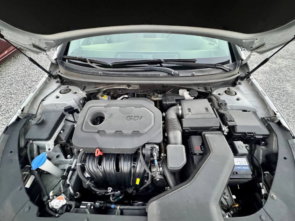 Used 2018 Hyundai Sonata SEL w/ Tech Package 02 FWD image 13