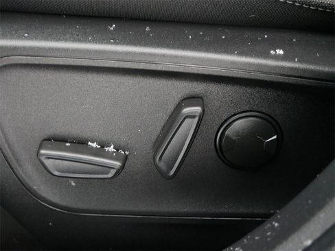 Certified 2022 Ford Escape SE w/ Convenience Package image 15