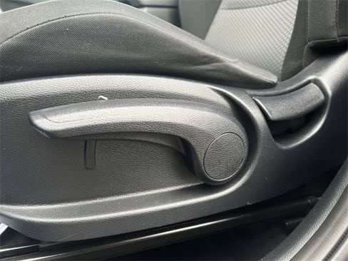 Certified 2022 Kia Soul LX image 12