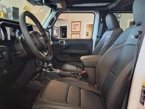 New 2025 Jeep Wrangler Unlimited Rubicon 392 image 5